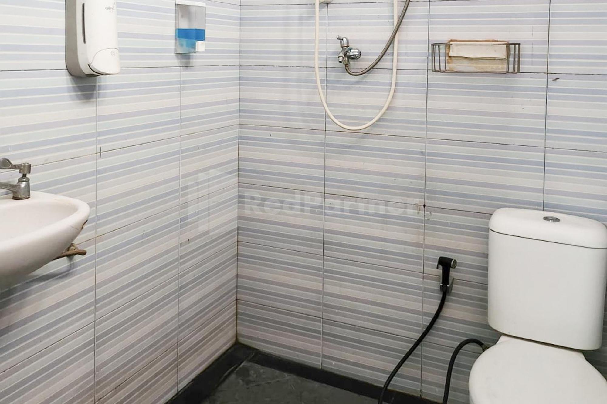 Puspita Homestay Mitra Reddoorz Bekasi Zewnętrze zdjęcie