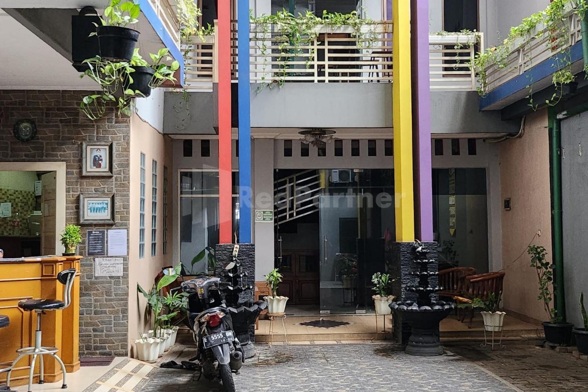 Puspita Homestay Mitra Reddoorz Bekasi Zewnętrze zdjęcie
